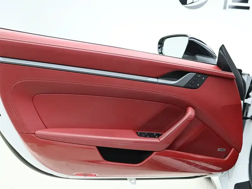 Porsche 911 2024 из CN, фото 8