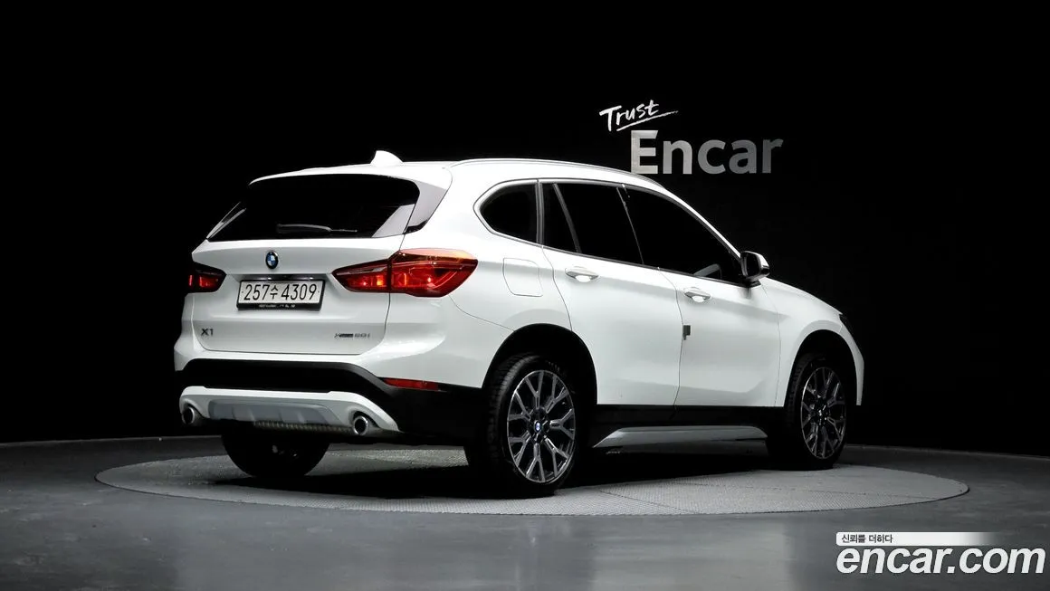 BMW X1 — фото 2