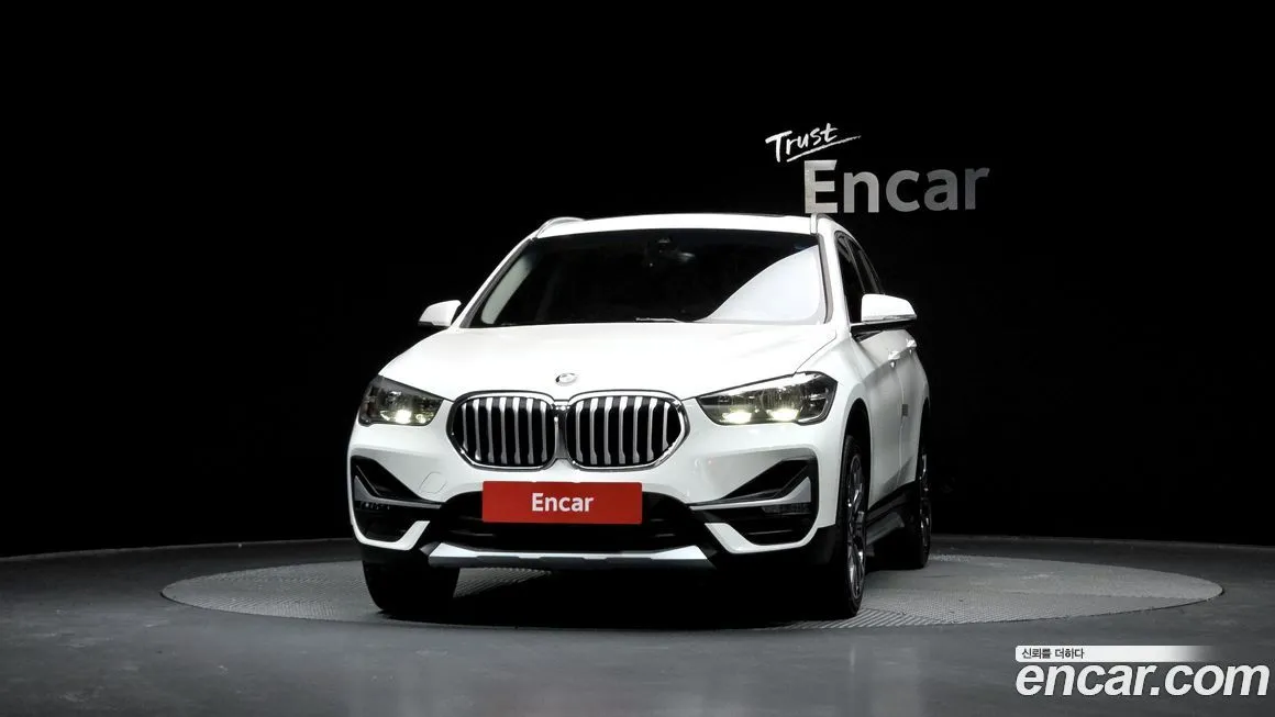 BMW X1 — фото 5