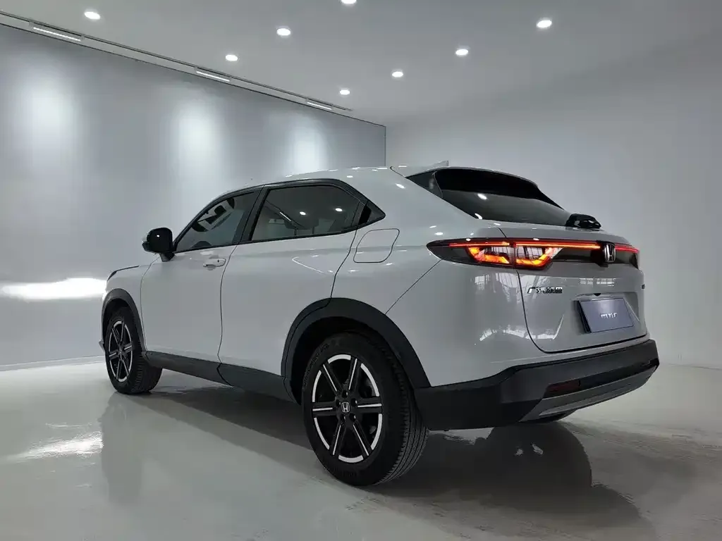 Honda Vezel 2023 из CN, фото 9