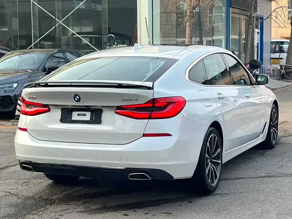 BMW 6 Series GT — фото 8