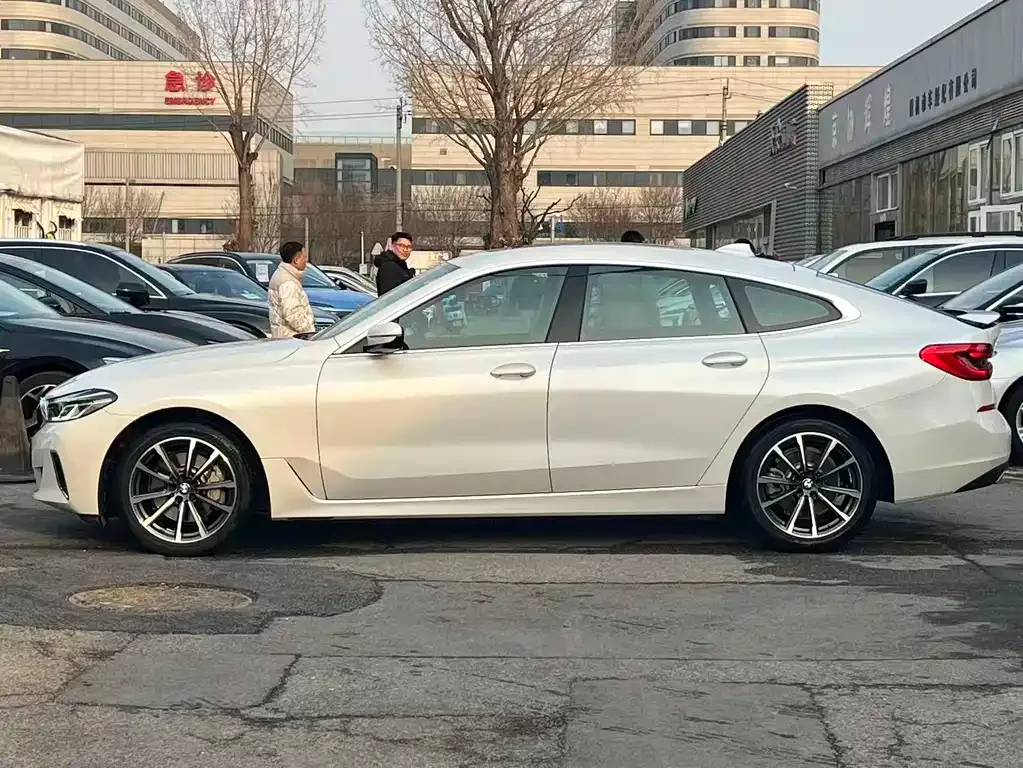 BMW 6 Series GT — фото 9