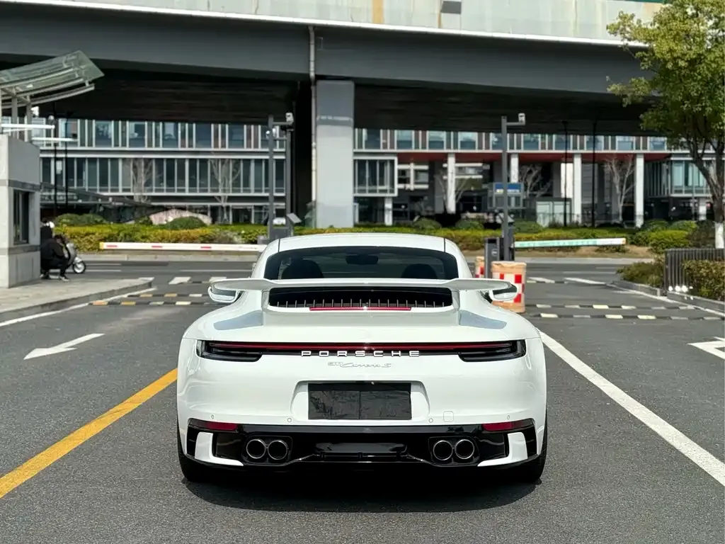 Porsche 911 2023 из CN, фото 7