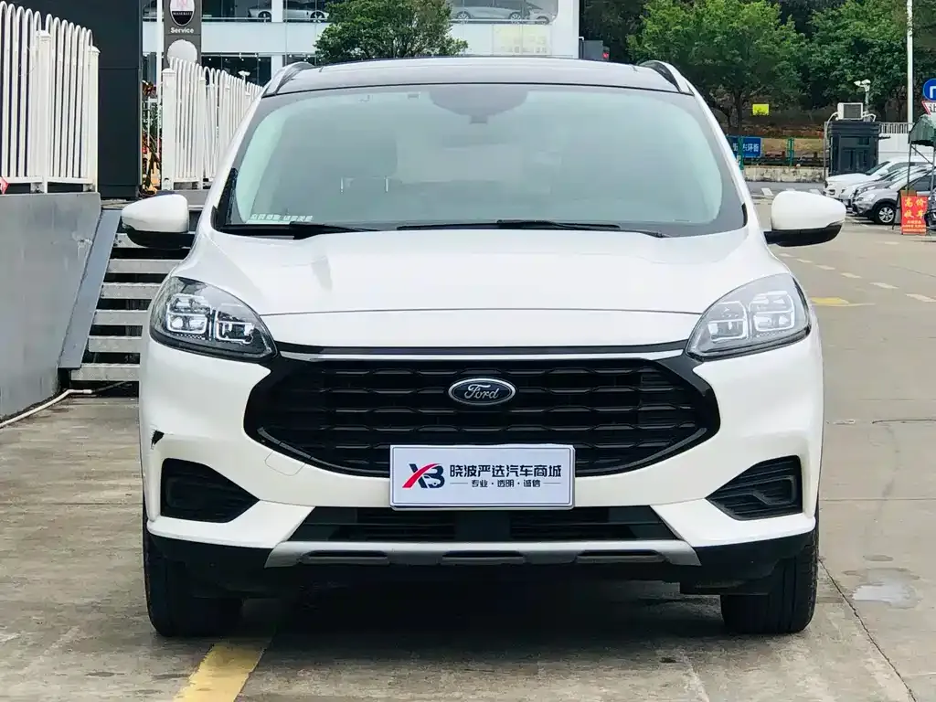 Ford Escape 2024 из CN, фото 3