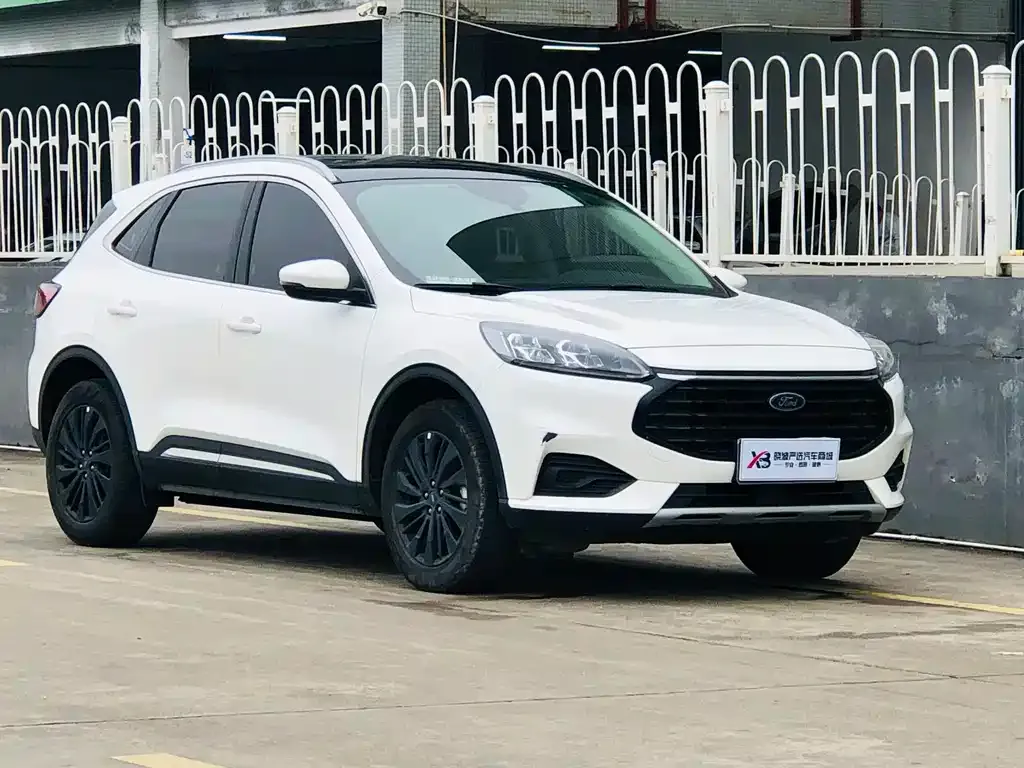 Ford Escape 2024 из CN, фото 8