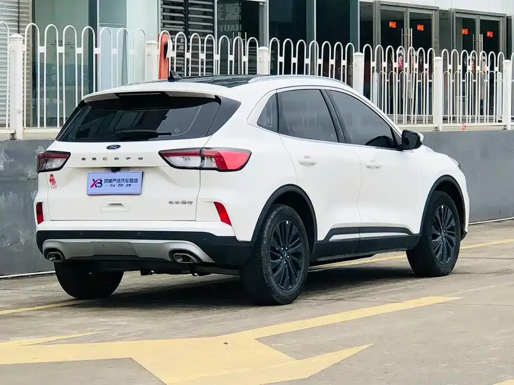 Ford Escape 2024 из CN, фото 10