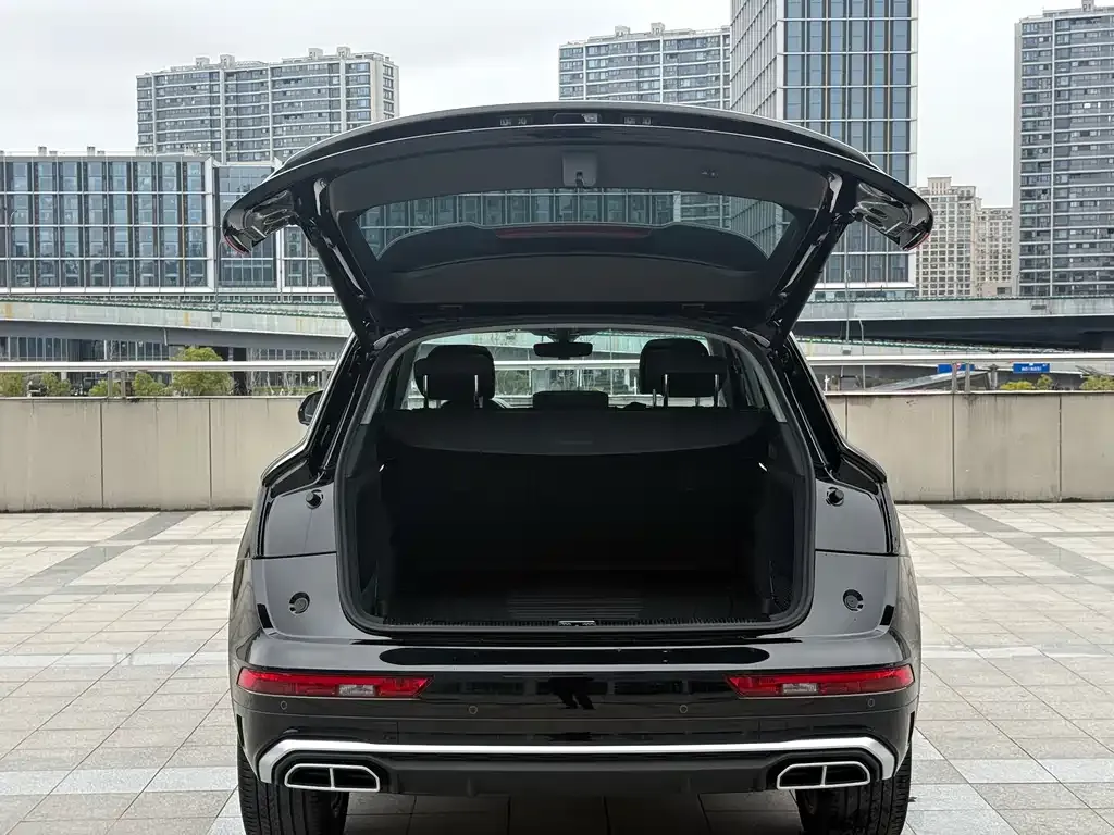Audi Q5L 2023 из CN, фото 7