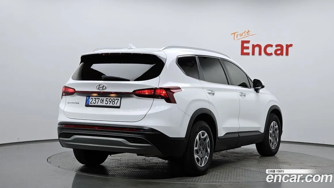 Hyundai Santafe 2022 из KR, фото 2