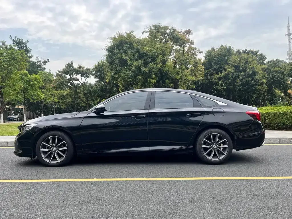 Honda Inspire 2022 из CN, фото 7