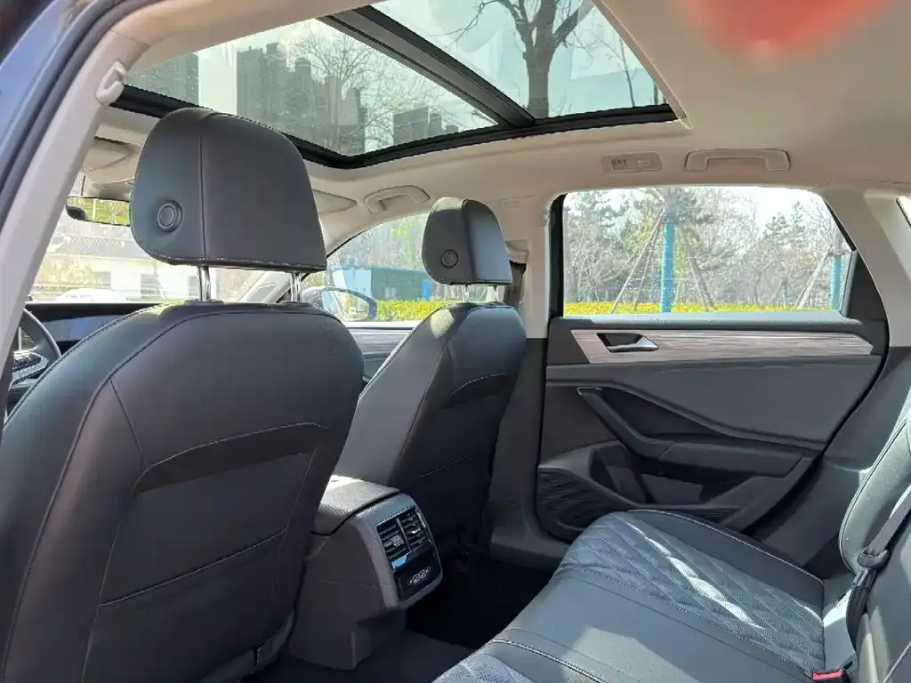 Volkswagen Sagitar 2023 из CN, фото 7