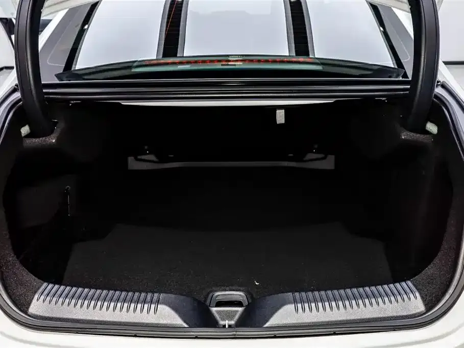 Mercedes-Benz CLS — фото 5