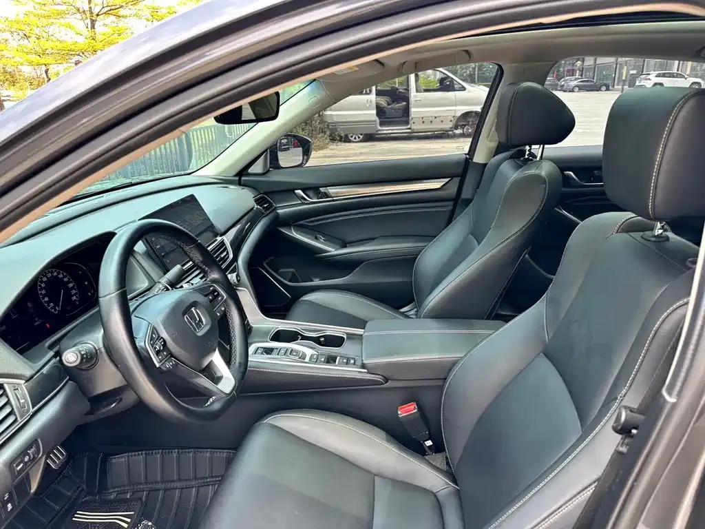 Honda Accord 2023 из CN, фото 6