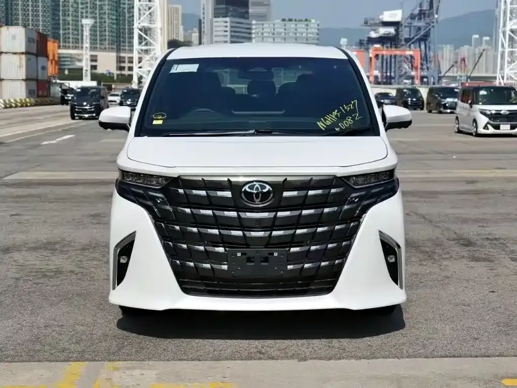 Toyota Alphard — фото 5