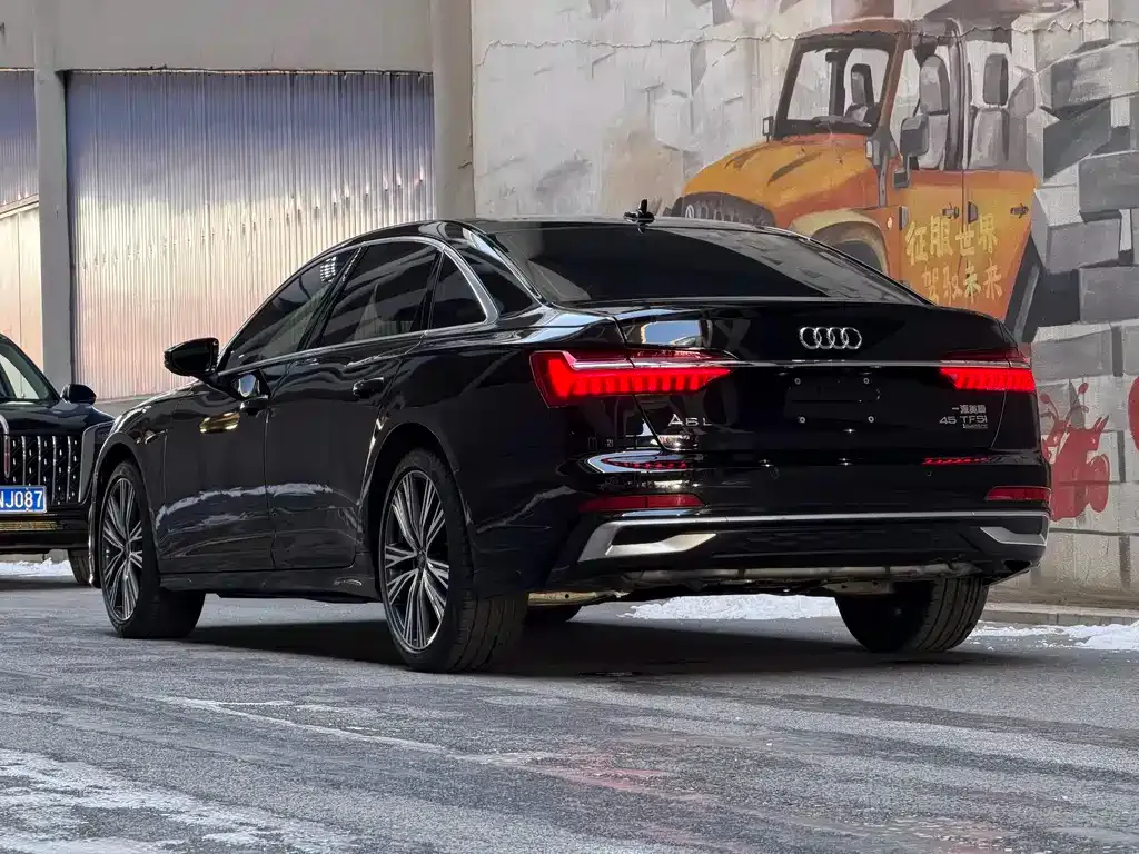 Audi A6L 2024 из CN, фото 8