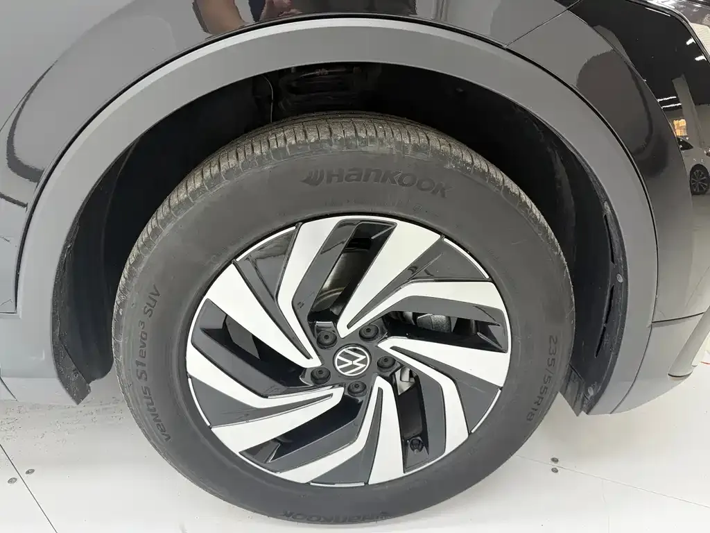 Volkswagen Tiguan L 2023 из CN, фото 10