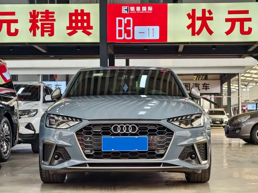 Audi A4L 2022 из CN, фото 7
