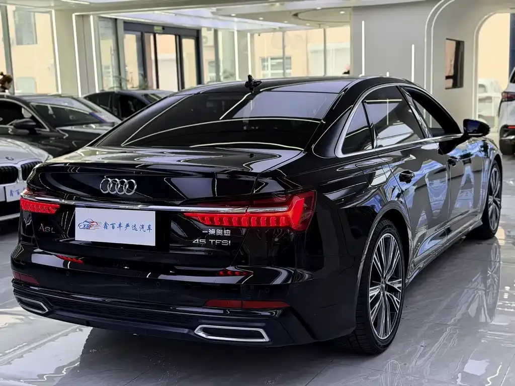 Audi A6L — фото 3