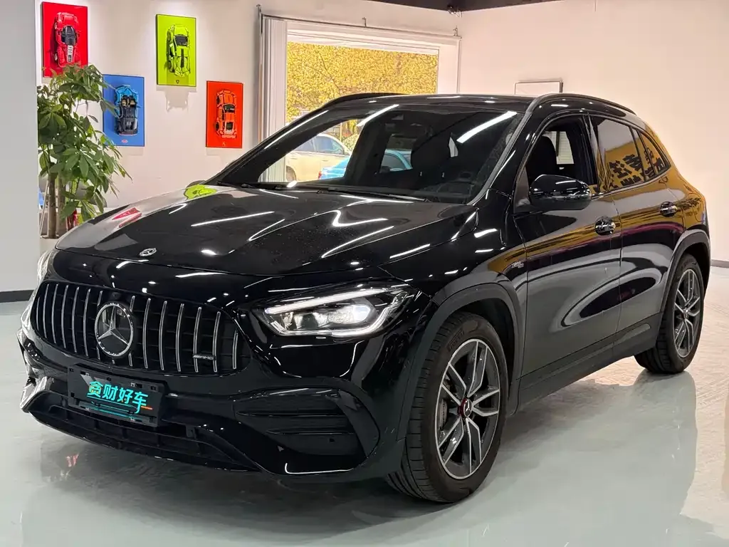 Mercedes-Benz GLA AMG — фото 1
