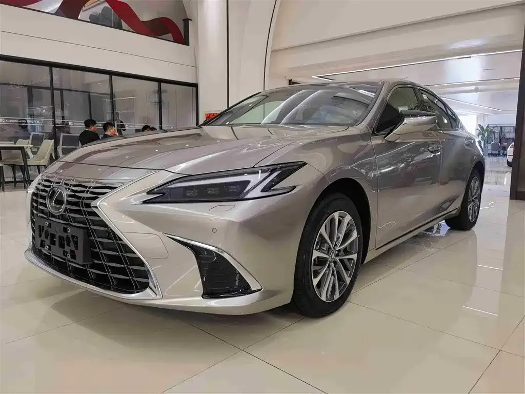 Lexus ES 2025 из CN, фото 1
