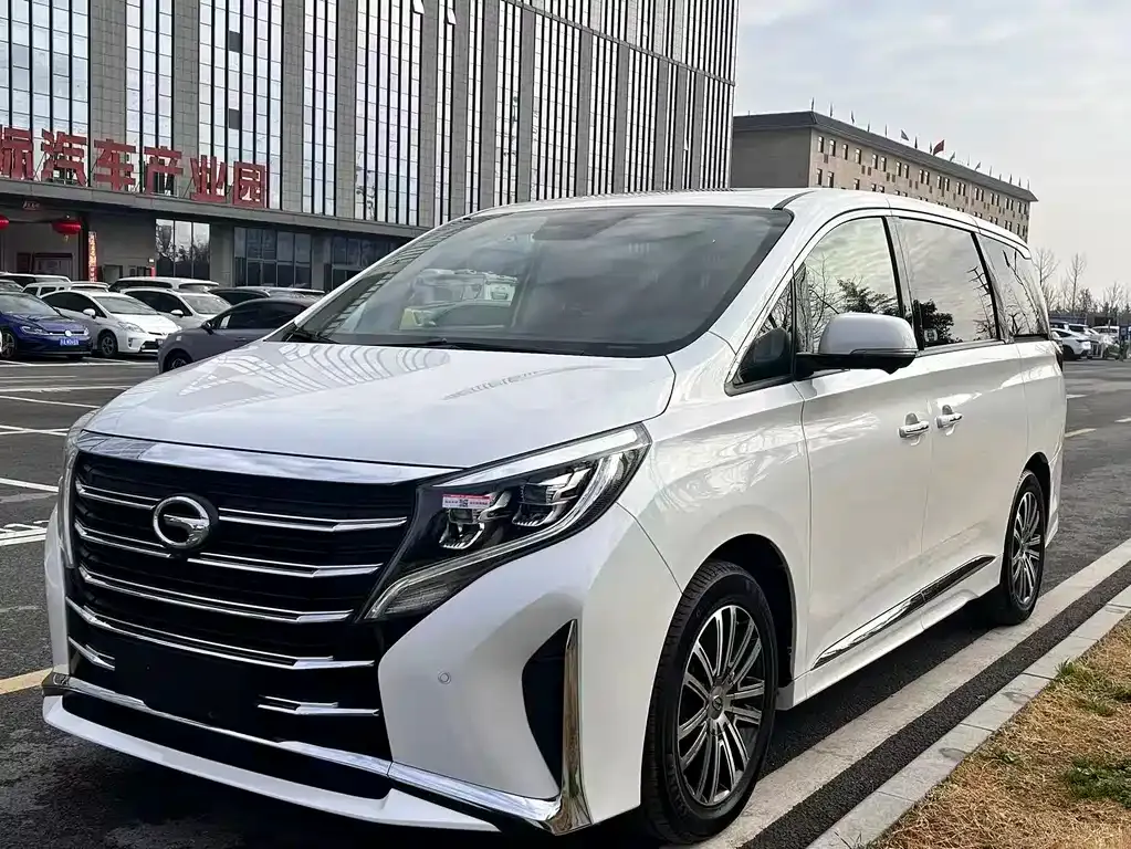 GAC Motor Trumpchi M8 — фото 1