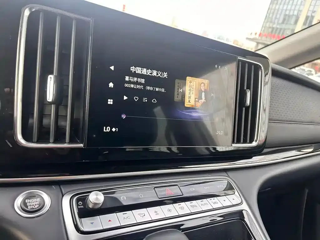 GAC Motor Trumpchi M8 — фото 2