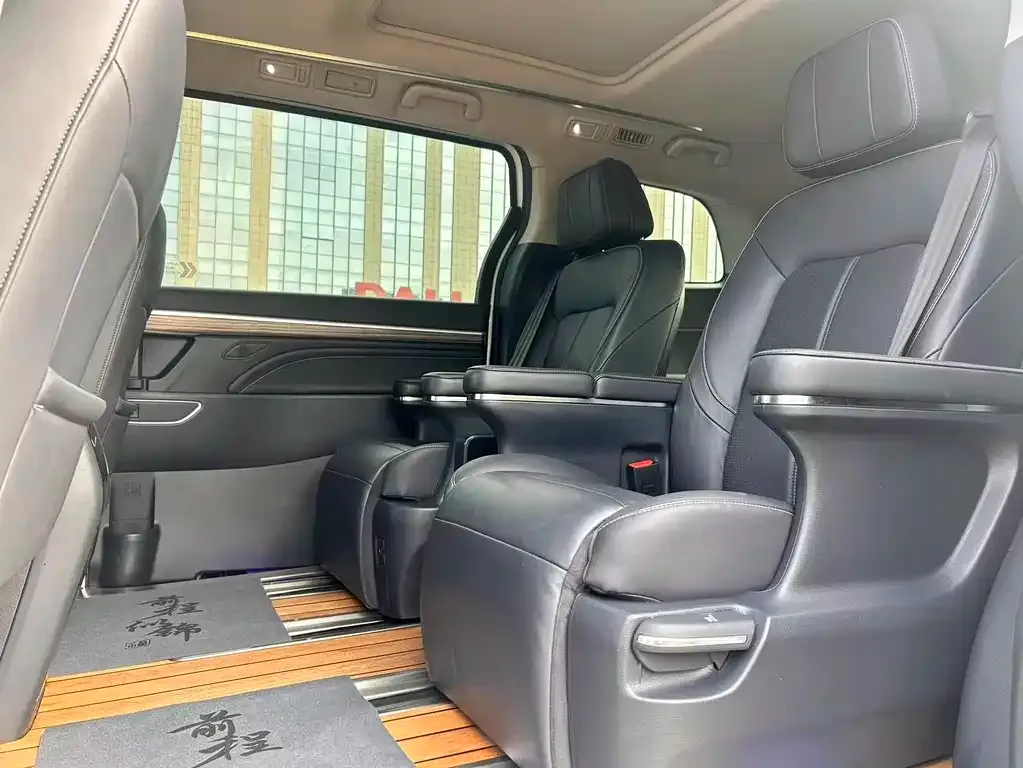 GAC Motor Trumpchi M8 — фото 9