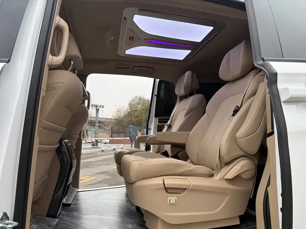 Buick GL8 Hybrid — фото 8