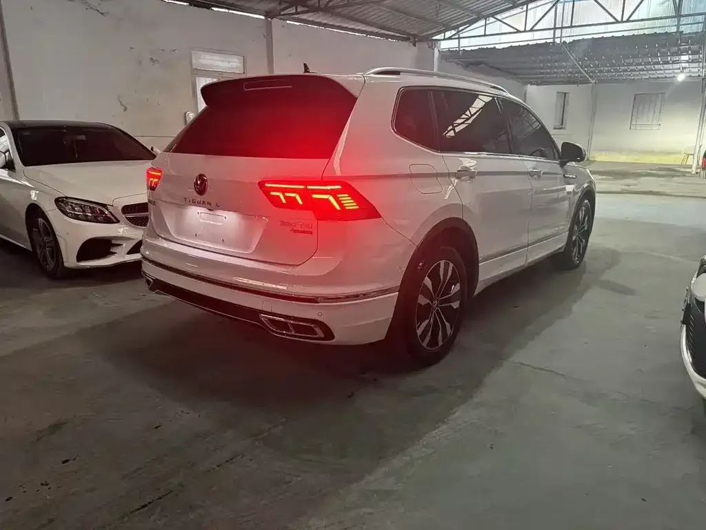 Volkswagen Tiguan L 2023 из CN, фото 5