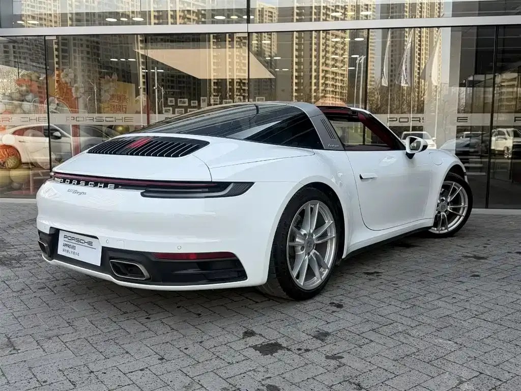 Porsche 911 2023 из CN, фото 5