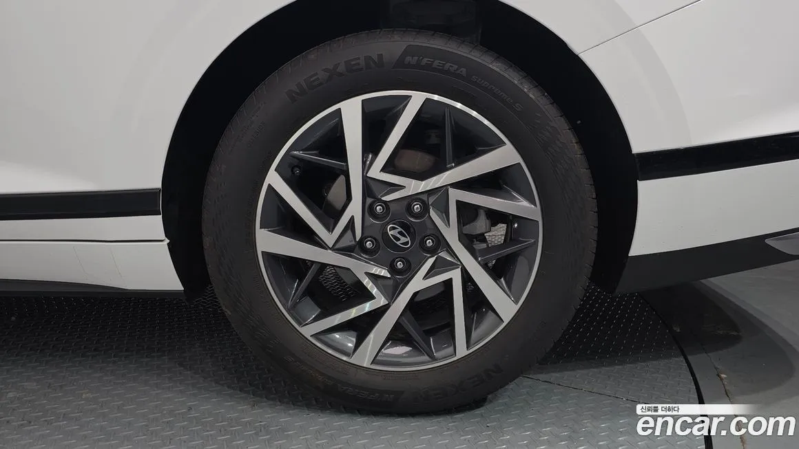 Hyundai Grandeur 2023 из KR, фото 9