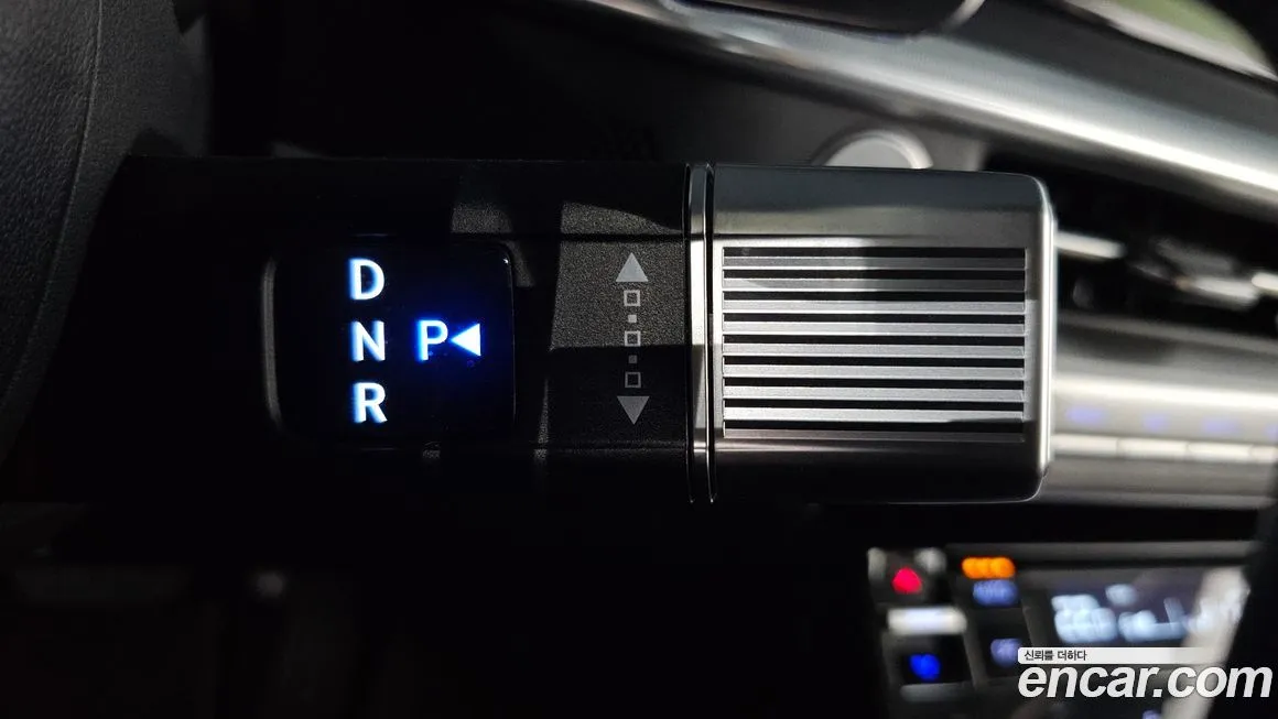 Hyundai Grandeur 2023 из KR, фото 4