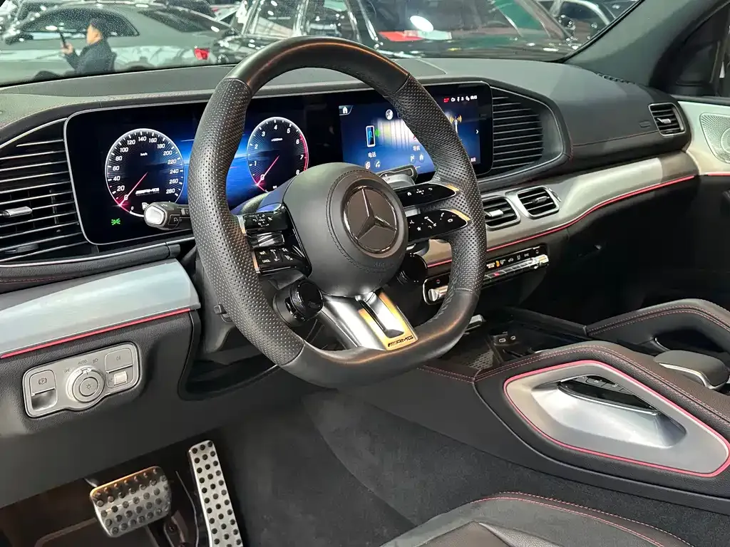 Mercedes-Benz GLE AMG — фото 10
