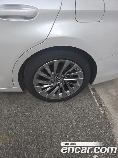 Lexus ES 2025 из KR, фото 7