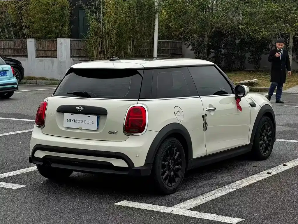 MINI Cooper (3-door) — фото 10