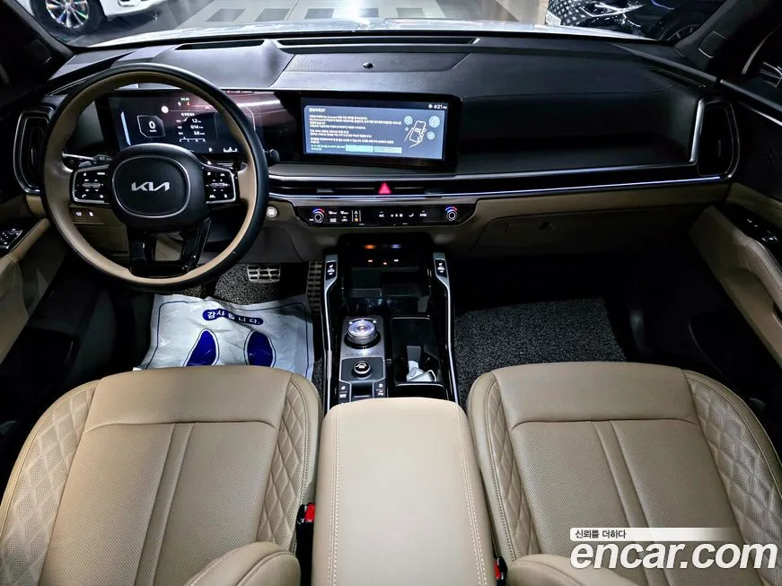 Kia Sorento — фото 8