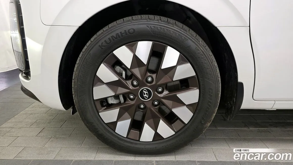 Hyundai Staria — фото 7