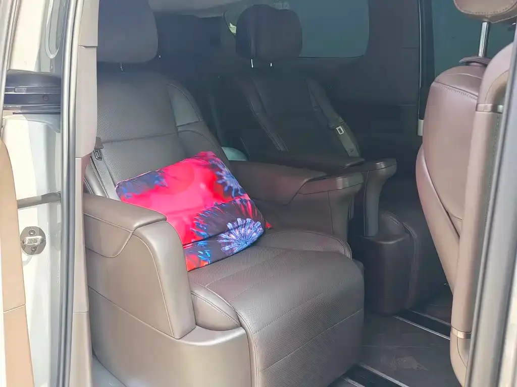 Li Auto Li MEGA 2025 из CN, фото 2