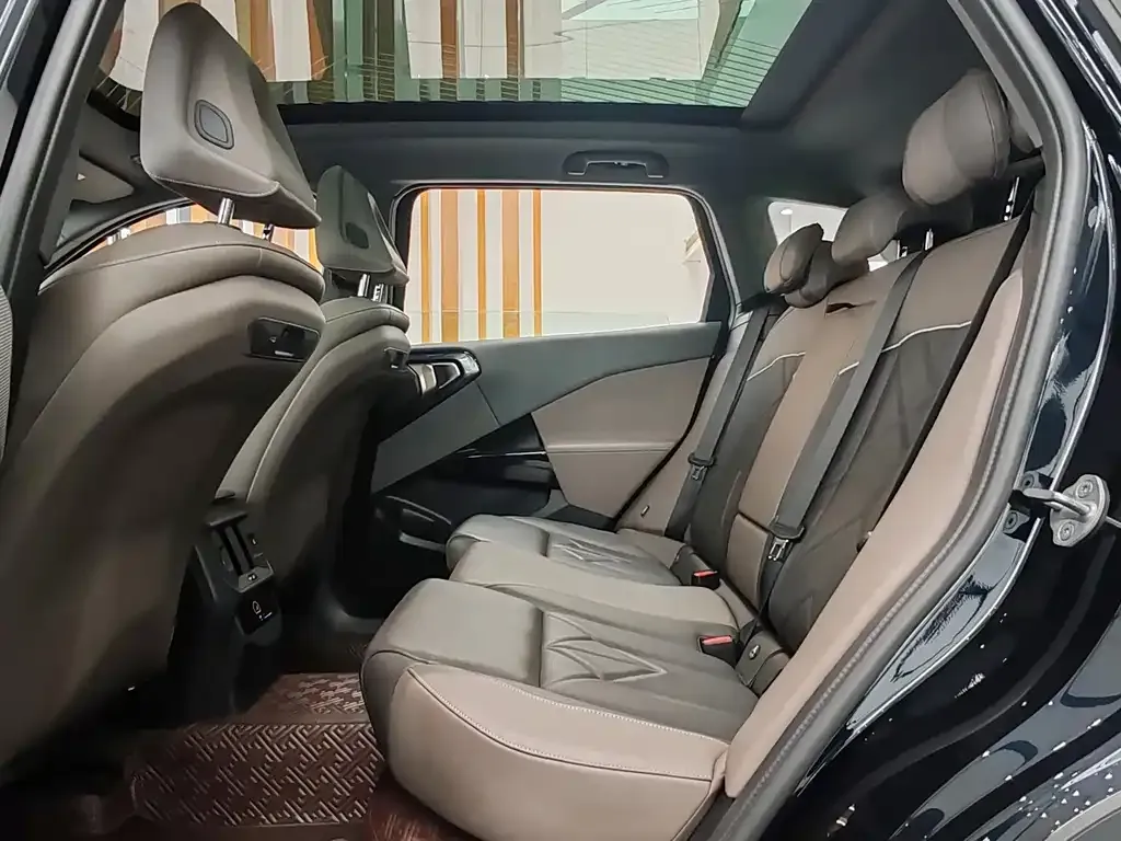BMW X3 2025 из CN, фото 7