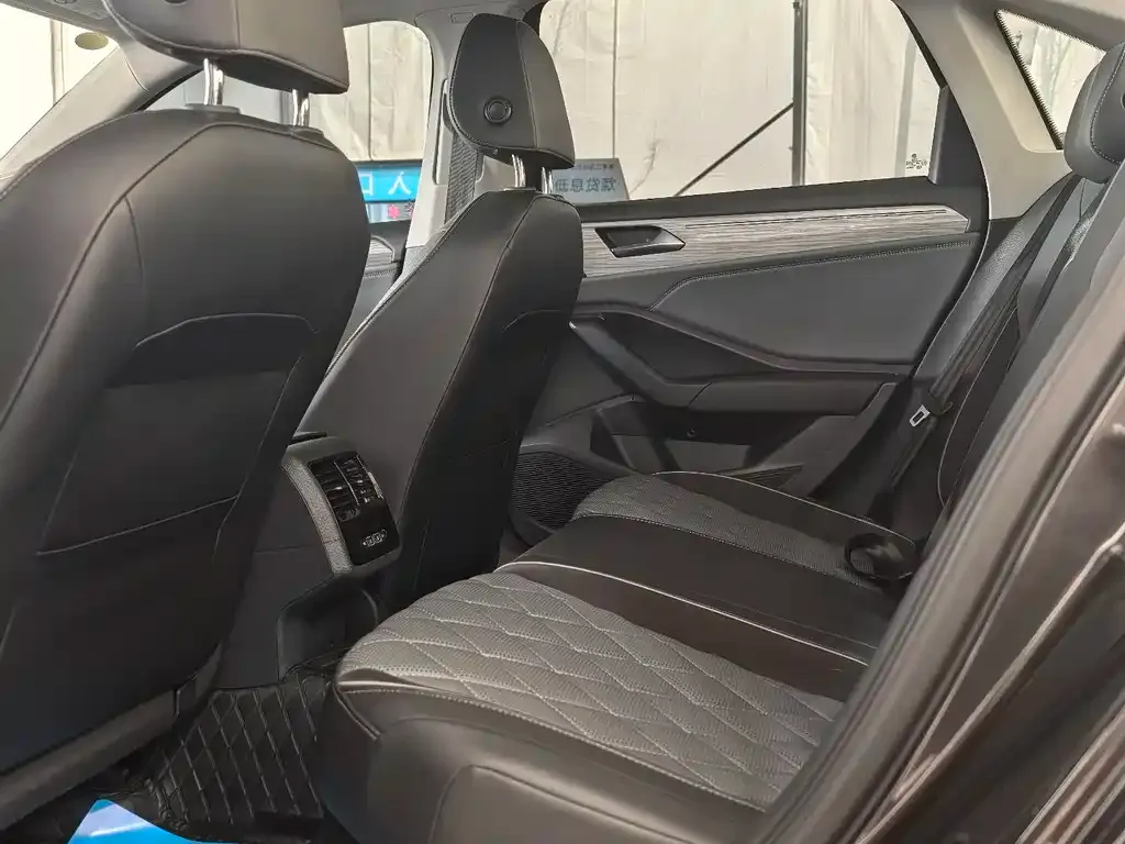 Volkswagen Sagitar 2024 из CN, фото 2