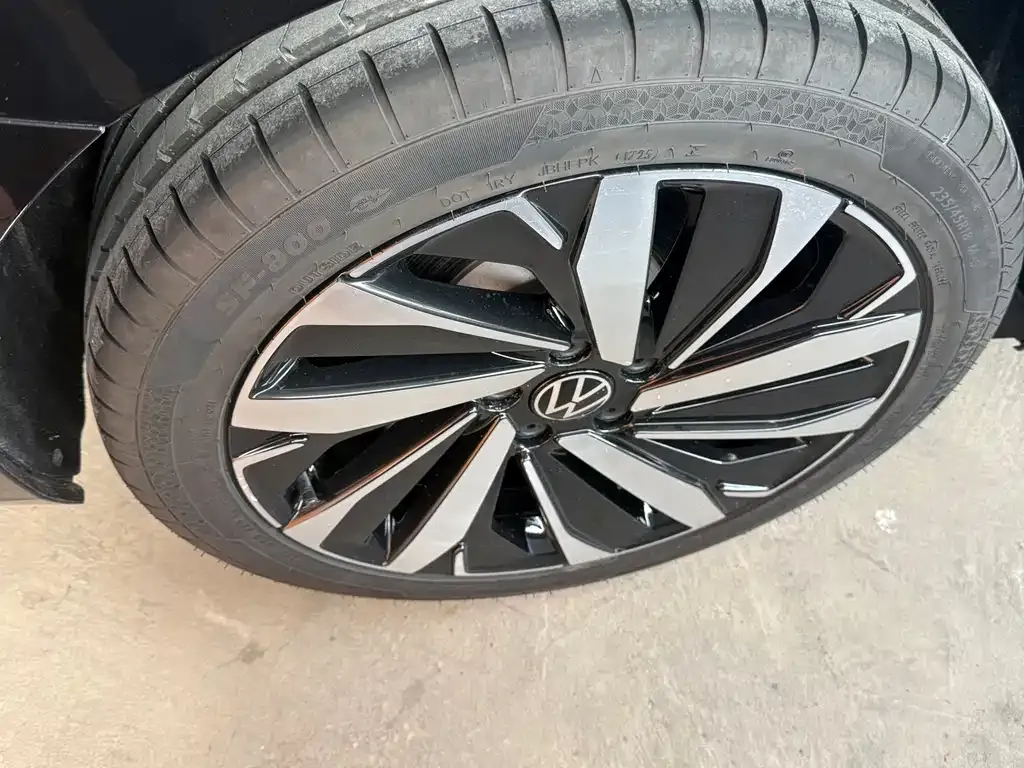 Volkswagen Passat — фото 4