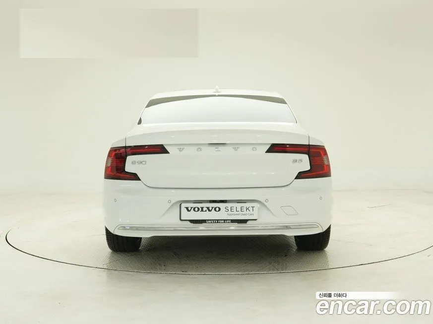 Volvo S90 — фото 3