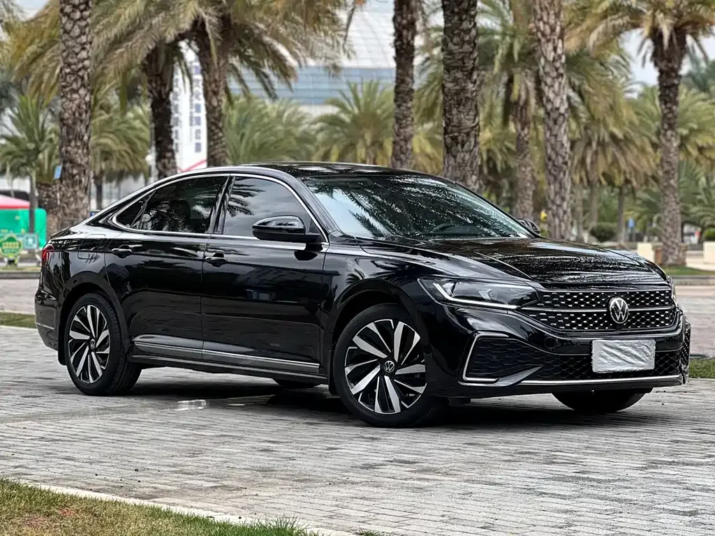 Volkswagen Passat — фото 4