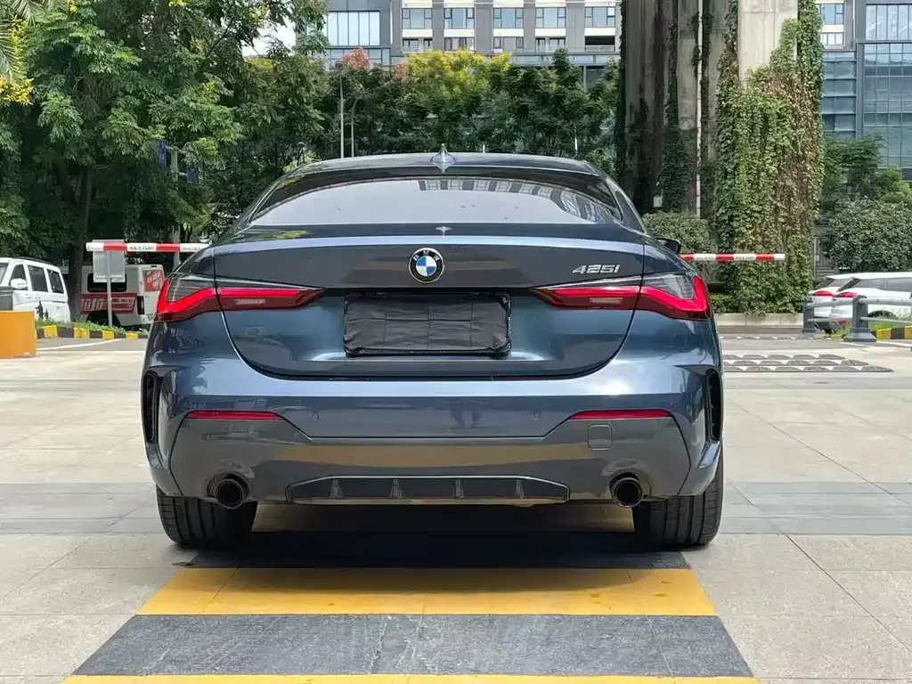 BMW 4 Series 2023 из CN, фото 7
