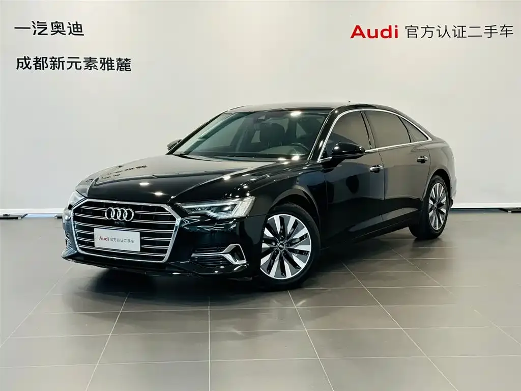 Audi A6L — фото 1