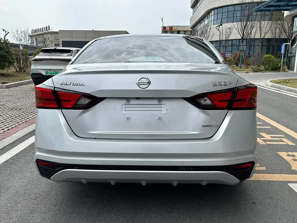 Nissan Teana 2022 из CN, фото 3