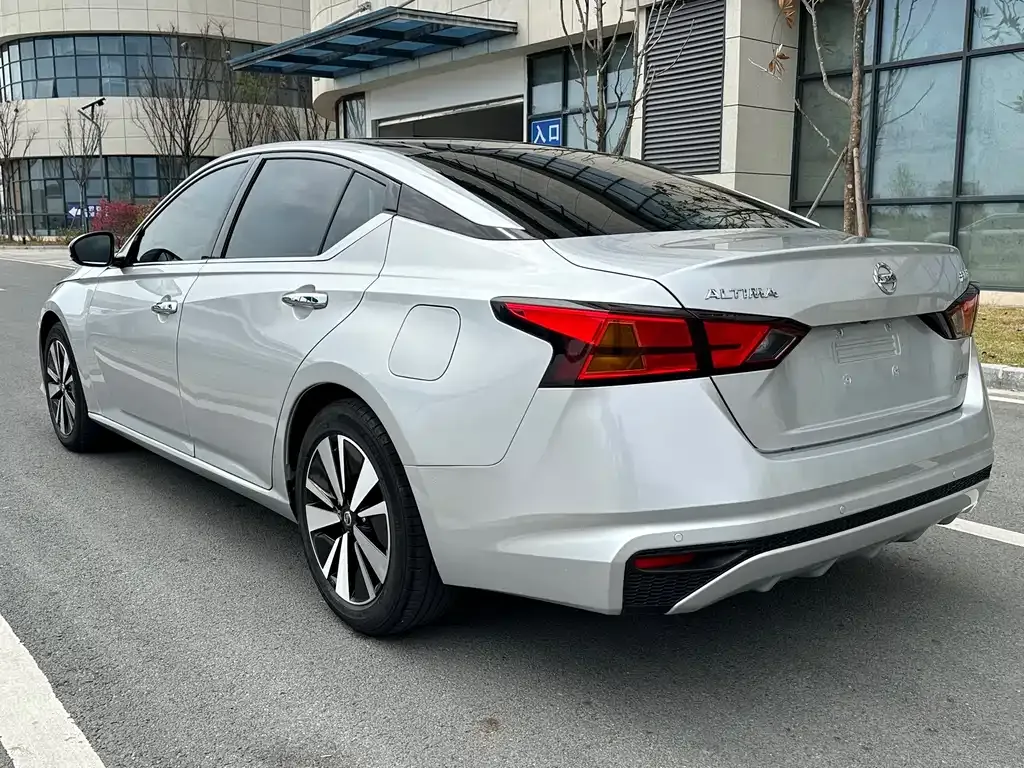 Nissan Teana 2022 из CN, фото 7