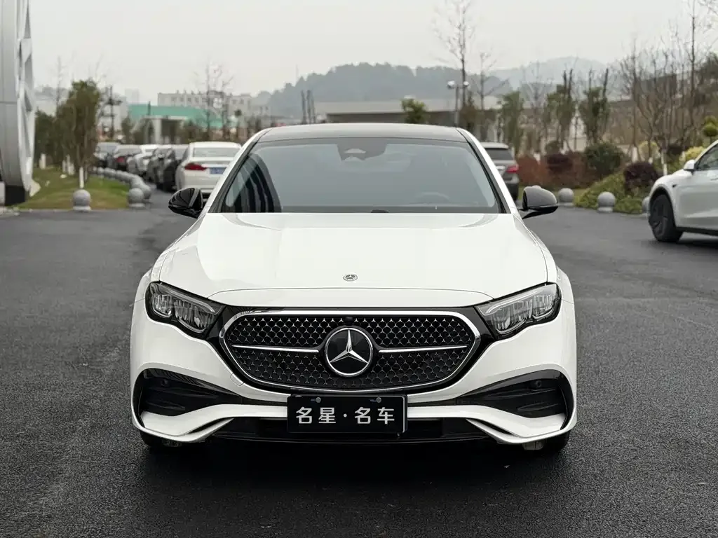 Mercedes-Benz E-Class (Import) — фото 4