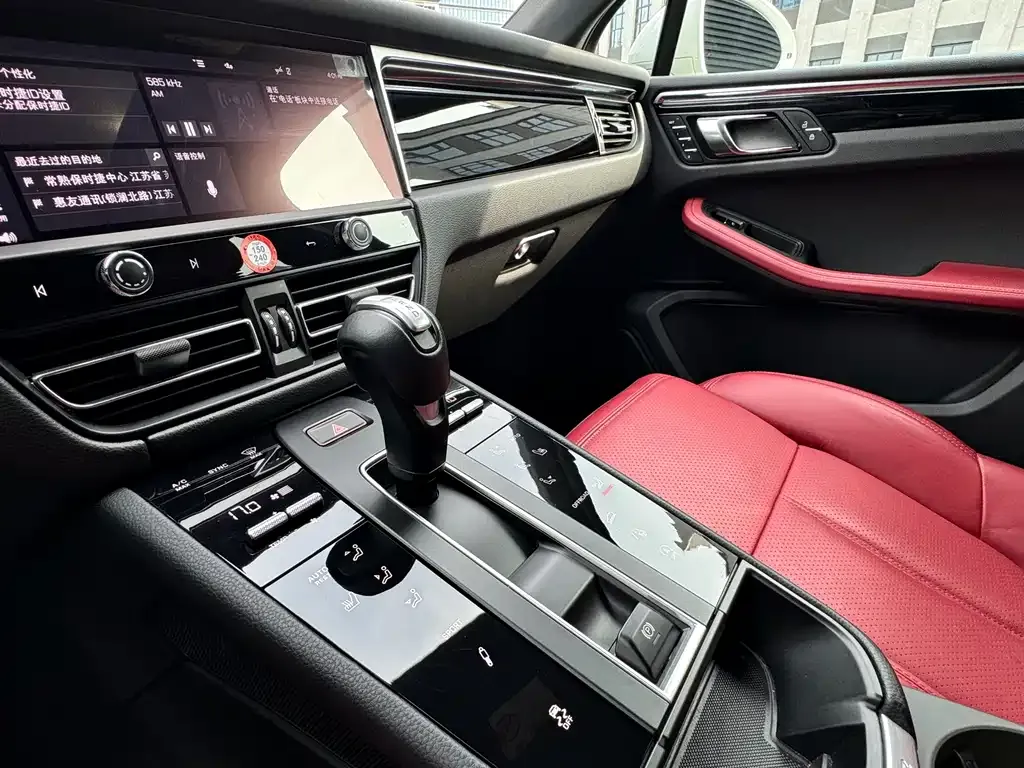 Porsche Macan 2025 из CN, фото 8