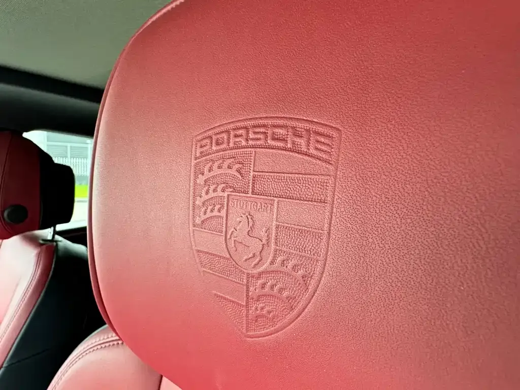 Porsche Macan 2025 из CN, фото 2