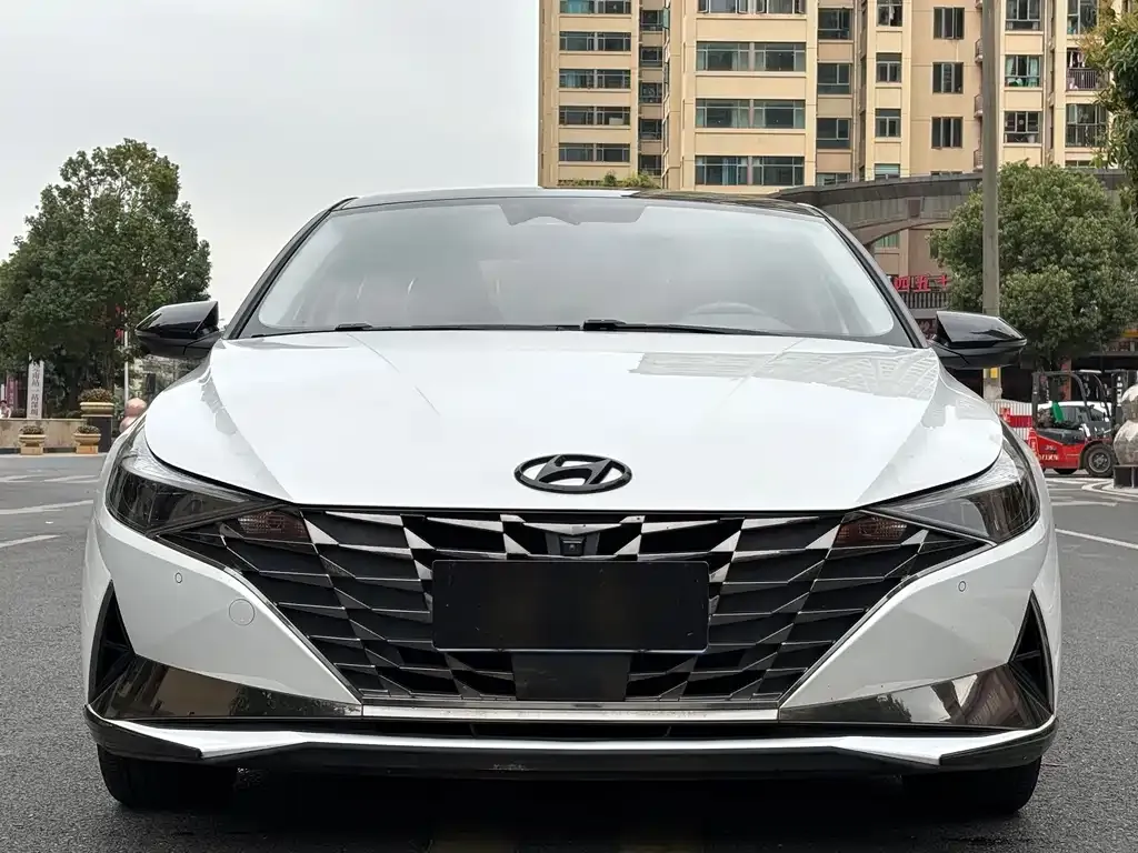 Hyundai Elantra 2022 из CN, фото 5